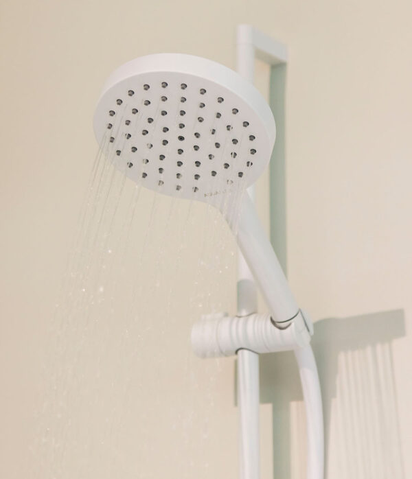 Rail kit ø 18 with adjustable shower holder L. 600 mm - Image 3